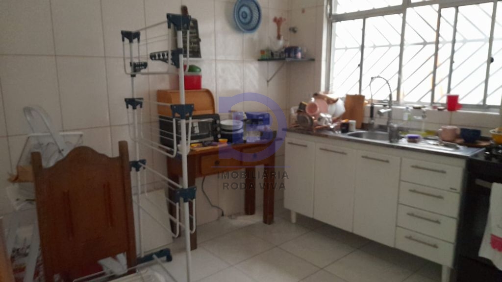 Sobrado com 03 suítes e duas vagas jardim tres marias