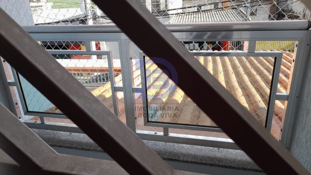 Sobrado com 03 suítes e duas vagas jardim tres marias