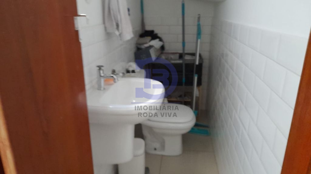 Sobrado com 03 suítes e duas vagas jardim tres marias