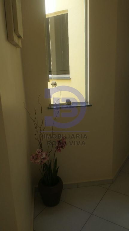 Sobrado próximo ao metro guilhermina-esperança com 03 dormitórios