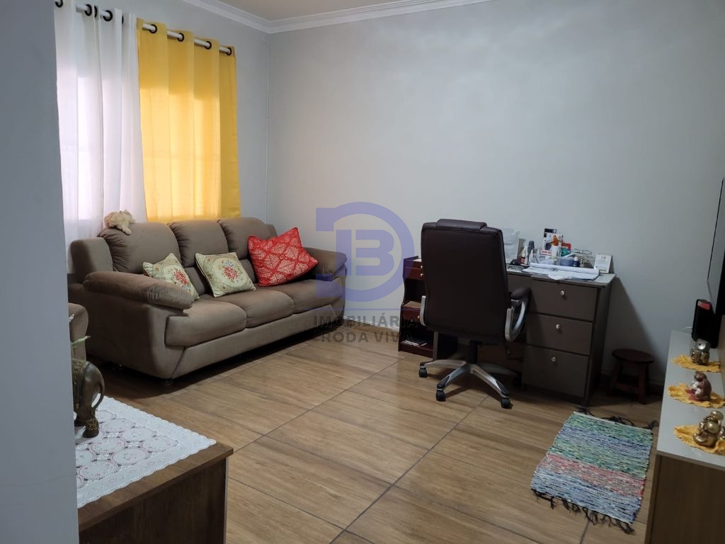 Casa térrea com edícula no centro da ponte rasa - terreno de 10 x 23
