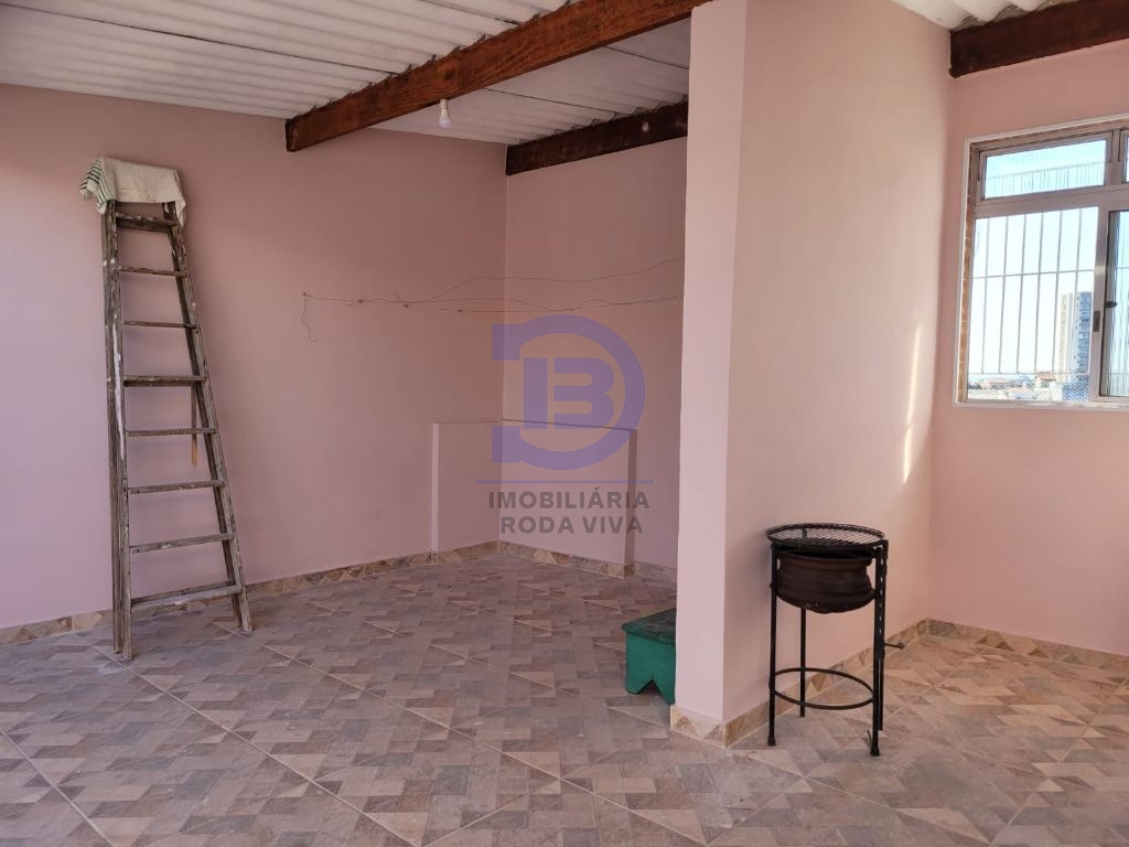 Casa térrea com edícula no centro da ponte rasa - terreno de 10 x 23