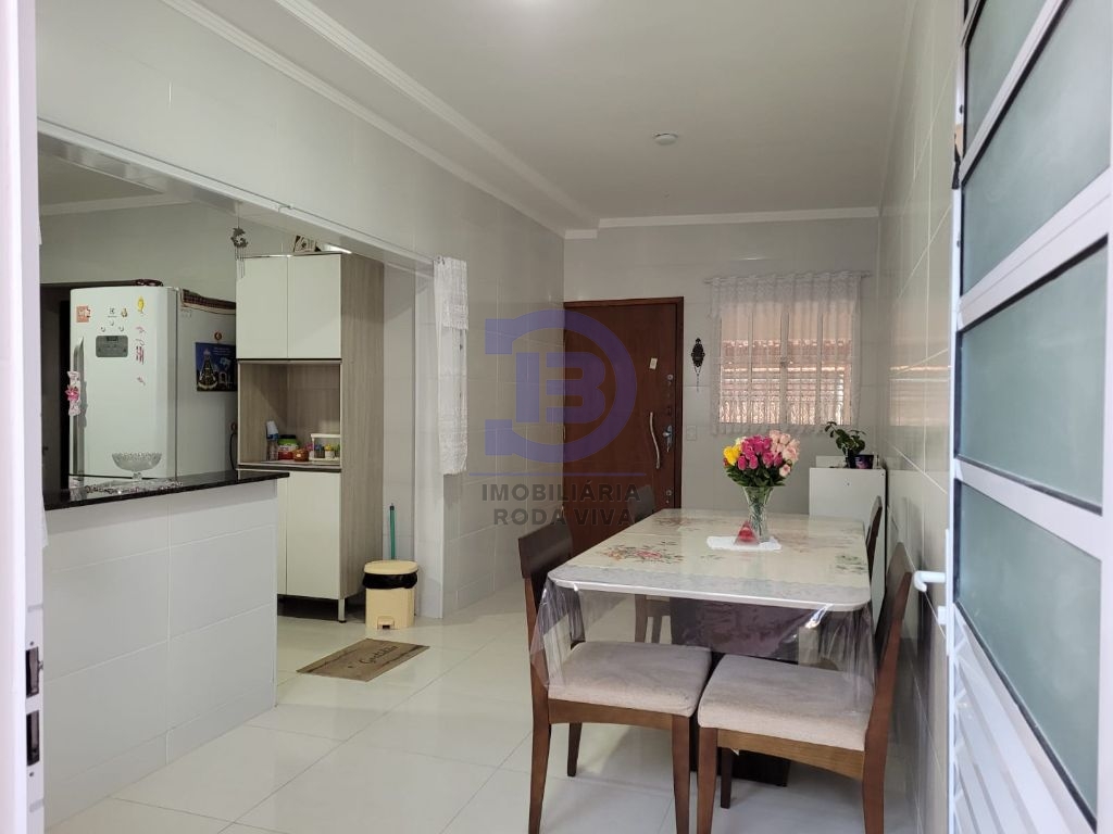 Casa térrea com edícula no centro da ponte rasa - terreno de 10 x 23