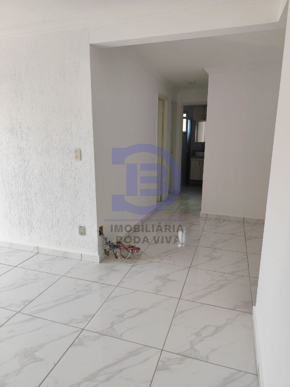 Apto 03 dormitórios com 1 va no jardim danfer