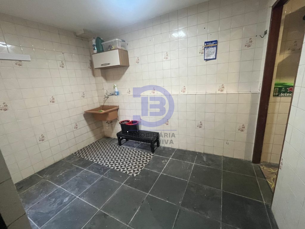 Sobrado na vila ré com 04 dormitórios sendo 01 suíte - toda 