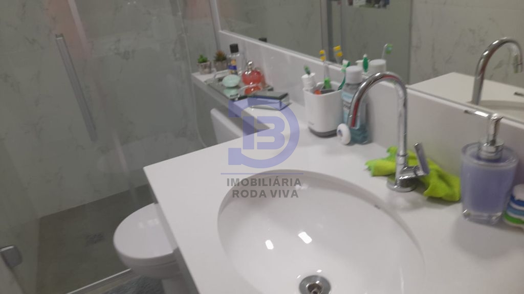 Apto 02 dormitórios próximo ao metro guilhermina-esperança