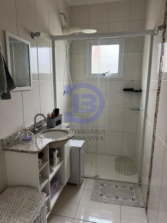 Sobrado em condomínio mobiliado a 500 metros do metro guilhermina-esperança