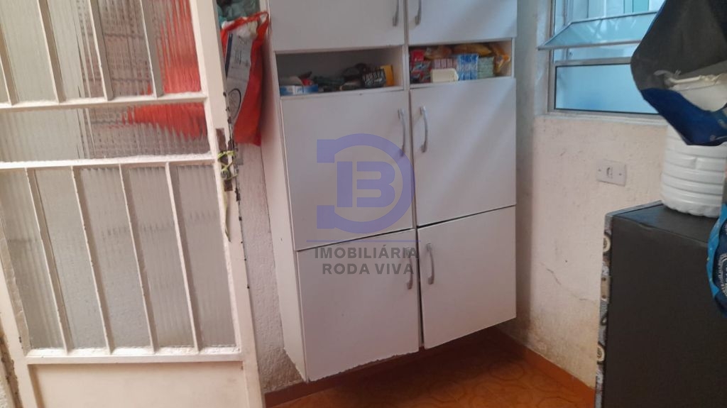 Casa 03 dormitórios e 2 vagas - entre o metro guilhermina e patriarca