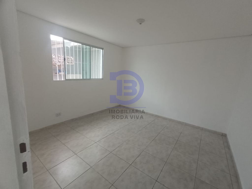 Casa térrea 02 dormitórios e 01 vaga vila granada