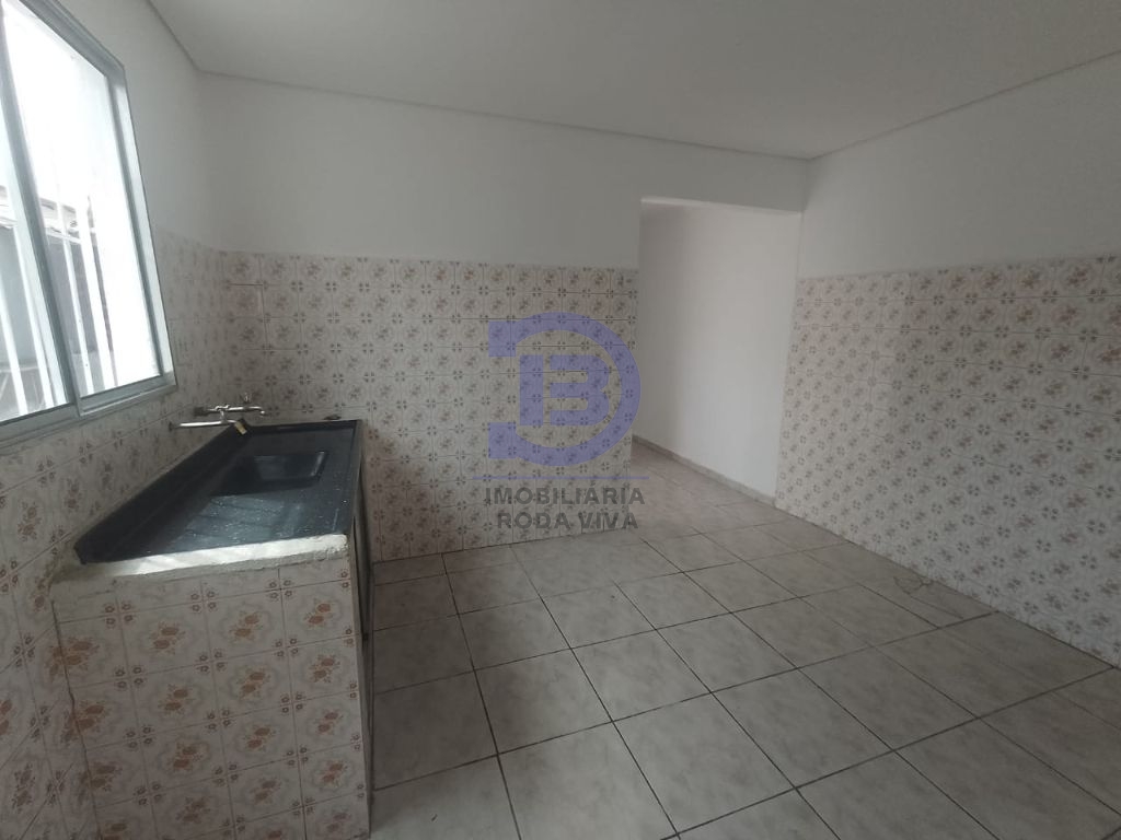Casa térrea 02 dormitórios e 01 vaga vila granada