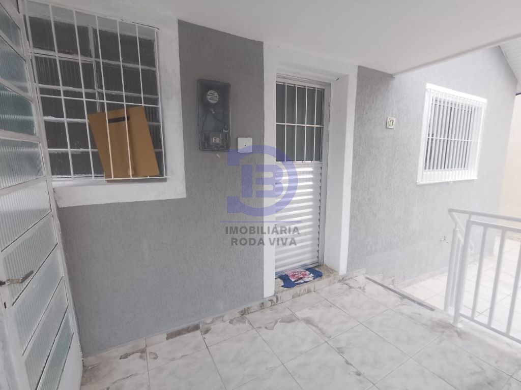 Casa térrea 02 dormitórios e 01 vaga vila granada