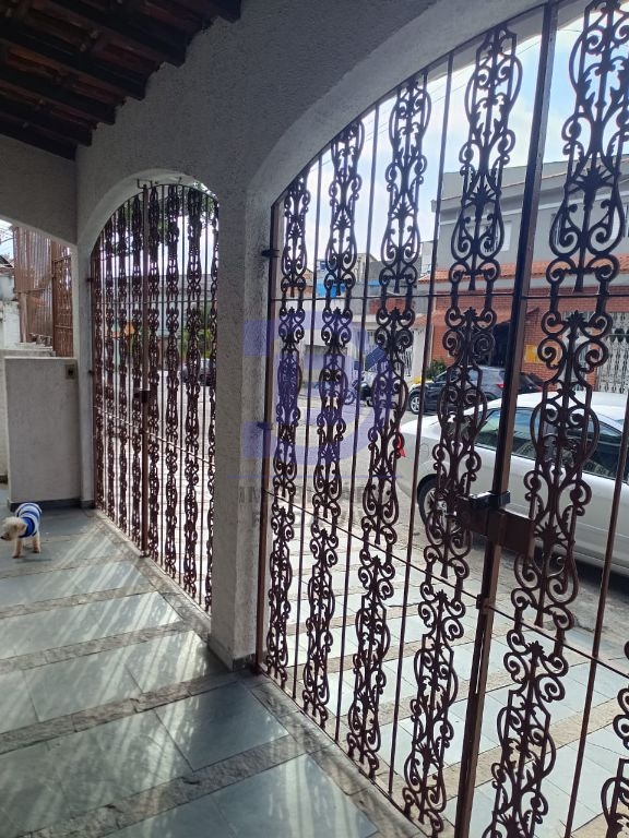 Sobrado na Patriarca com 04 dormitórios, sala 02 ambientes, escritorio, 03 banheiros , cozinha, lavanderia, quintal, corredor lateral, 04 vagas de garagem, edícula com sala, cozinha, quarto e…