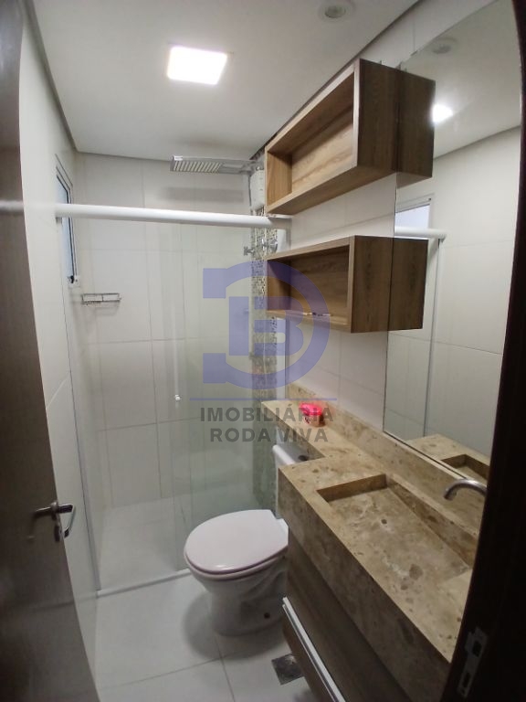 Sobrado 02 suítes e 02 vagas em condominio fechado próximo ao metro guilhermina- esperança