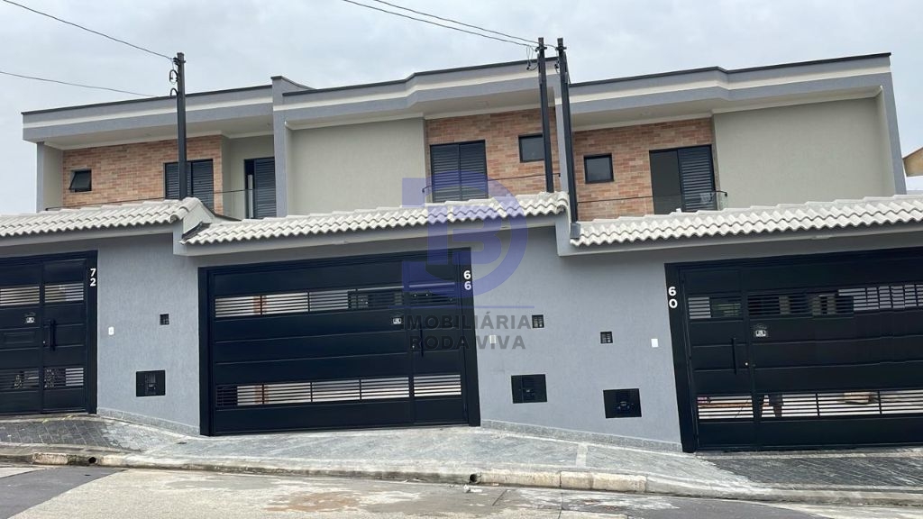 Sobrad0 com 03 dormitórios 02 vagas entre às estações guilhe