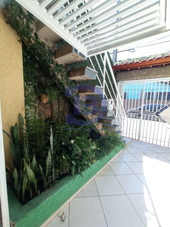 Sobrado no jardim nordeste 03 dormitórios sendo 01 suíte com armários planejados e varanda, sala ampla com 02 ambientes, lavabo, cozinha planejada, lavanderia, jardim externo e jardim de inverno 02…