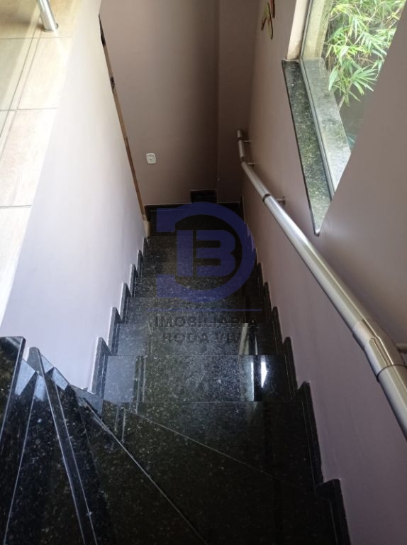 Sobrado no jardim nordeste 03 dormitórios sendo 01 suíte com armários planejados e varanda, sala ampla com 02 ambientes, lavabo, cozinha planejada, lavanderia, jardim externo e jardim de inverno 02…