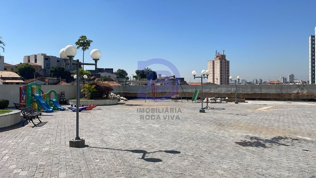 Apto. Vila londrina com 02 dormitórios e 01 vaga de garagem.