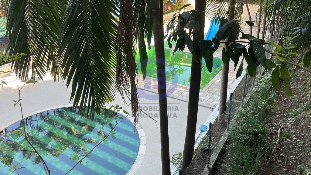 Apto. Vila londrina com 02 dormitórios e 01 vaga de garagem.