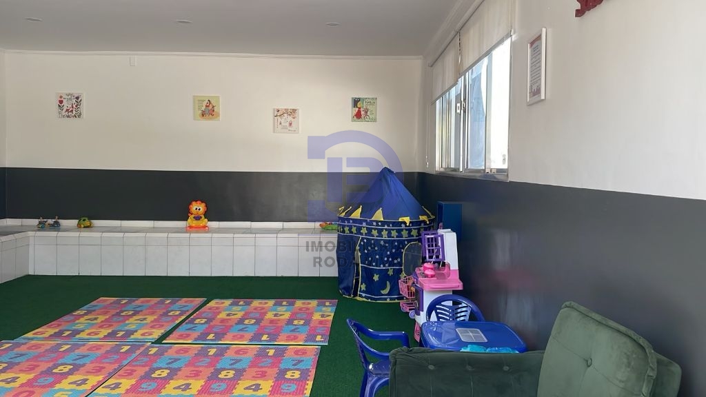 Apto. Vila londrina com 02 dormitórios e 01 vaga de garagem.