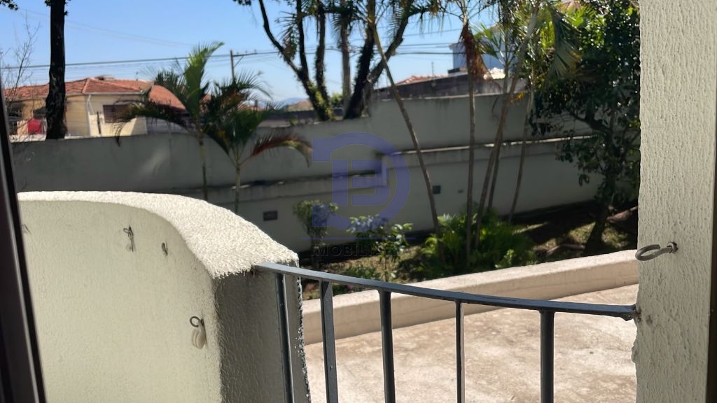Apto. Vila londrina com 02 dormitórios e 01 vaga de garagem.