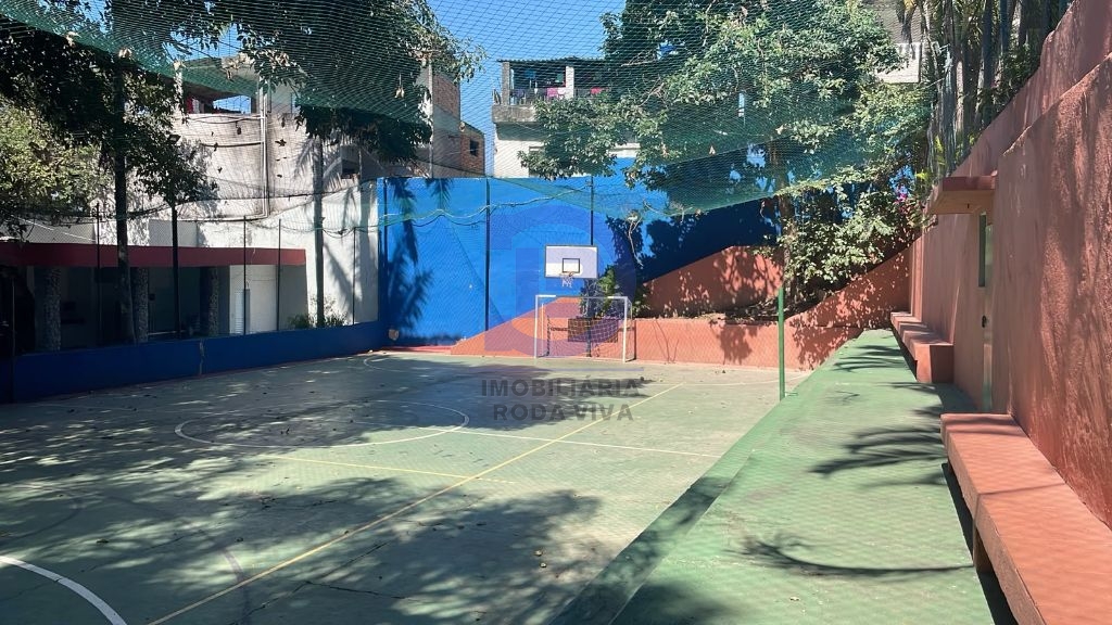 Apto. Vila londrina com 02 dormitórios e 01 vaga de garagem.