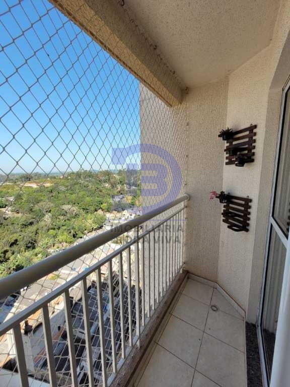 Venda de apartamentos / padrão na cidade de ferraz de vascon