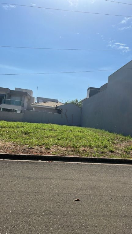Terreno de 300 m² no parque olívio franceschini em hortolând
