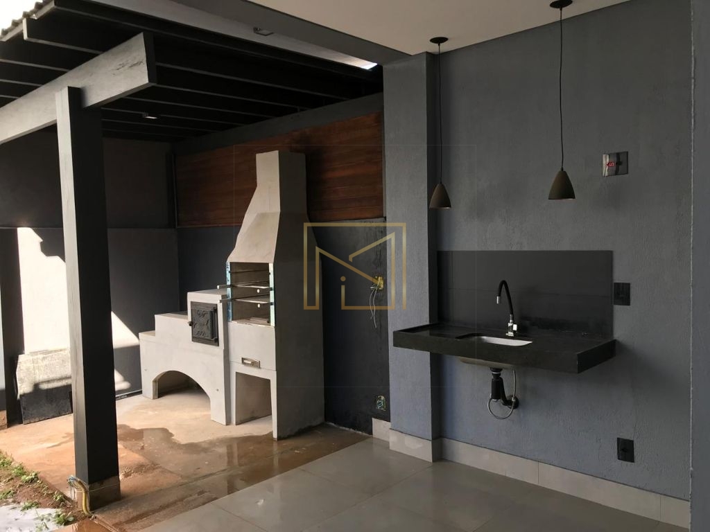 Venda de Casas / Sobrado na cidade de SUMARÉ