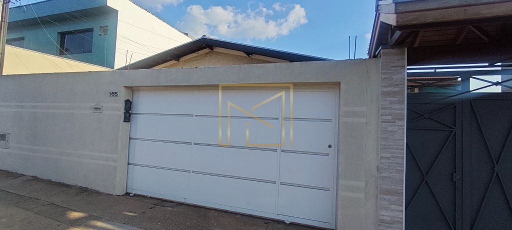 Aluga-se casa na avenida anah tereza cecon breda em hortolân