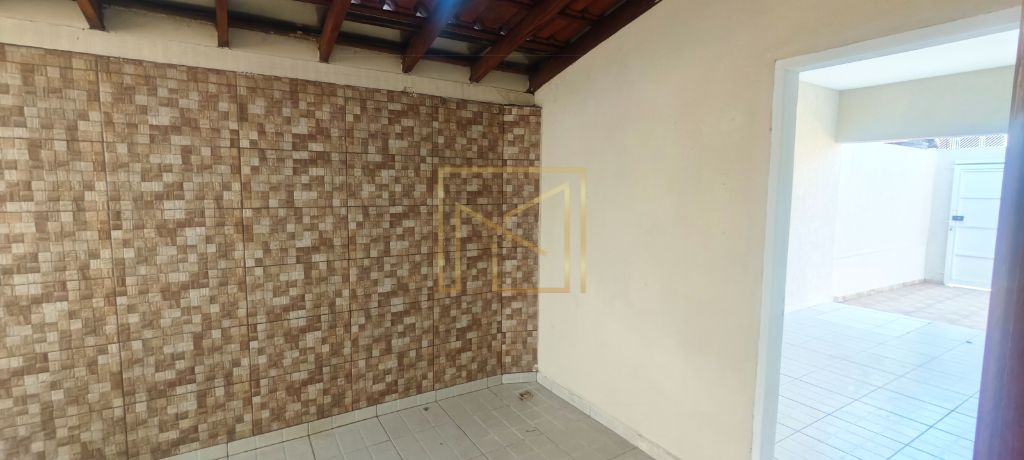 Aluga-se casa na avenida anah tereza cecon breda em hortolân