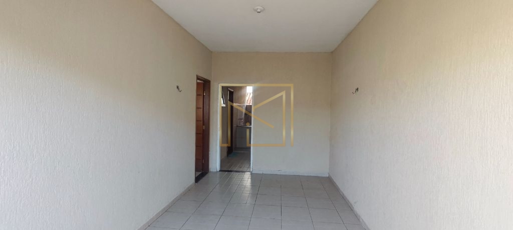 Aluga-se casa na Avenida Anah Tereza Cecon Breda em Hortolândia.