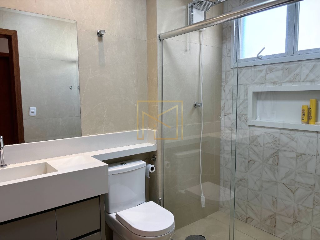 Descubra este magnífico Sobrado à venda no prestigiado Jardim de Mônaco em Hortolândia!