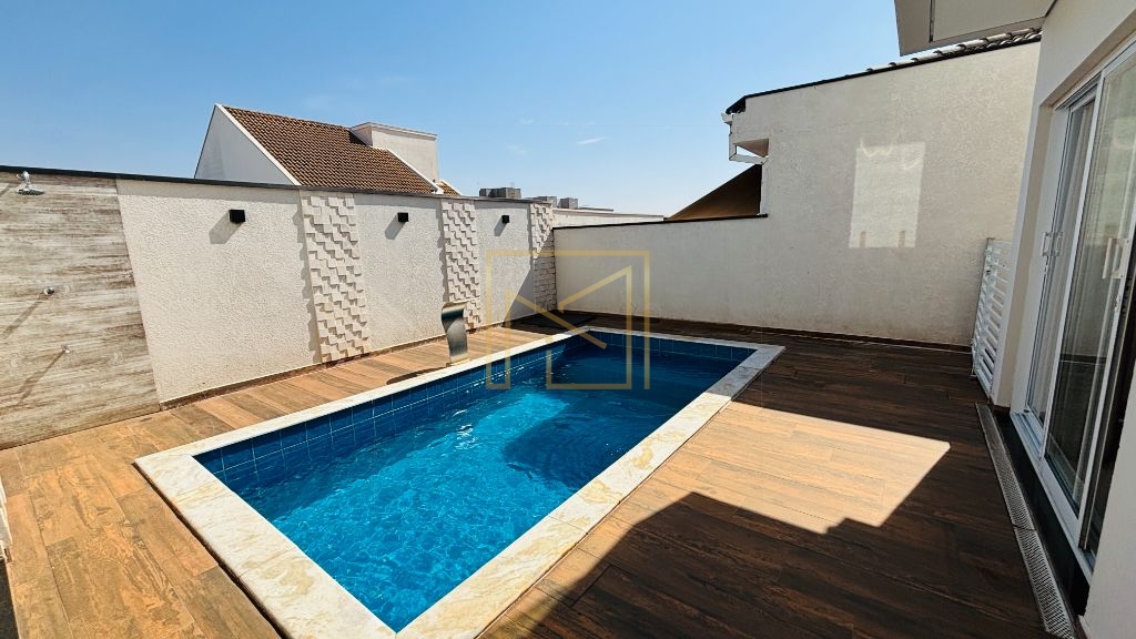 Descubra este magnífico sobrado à venda no prestigiado jardi