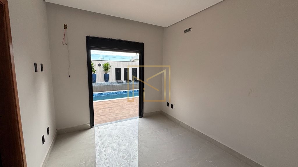 Casa em condomínio com 3 suítes à venda em hortolândia