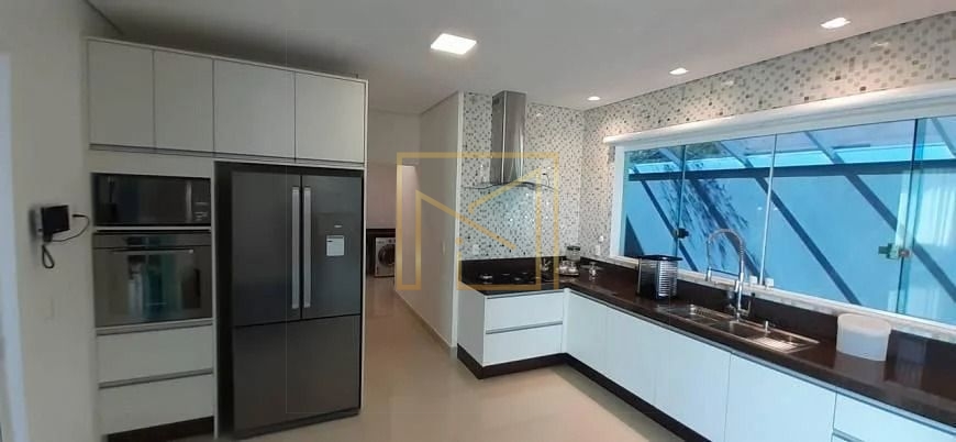 Venda de casas / sobrado condomínio na cidade de indaiatuba