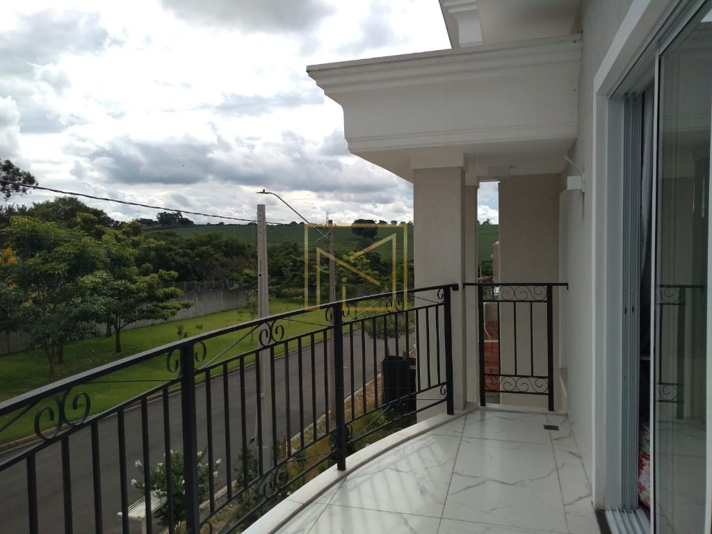Casa com 3 Suítes, Escritório e Banheira no Parque Olívio Franceschini