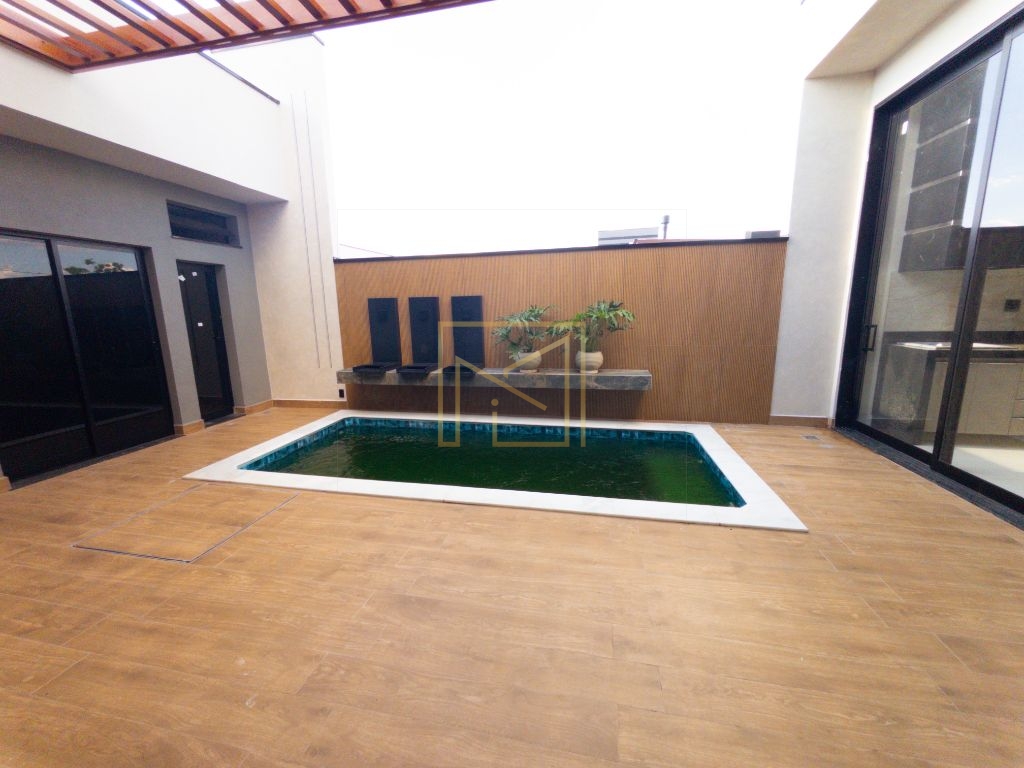 Casa em Condomínio com 3 Suítes à Venda em Hortolândia