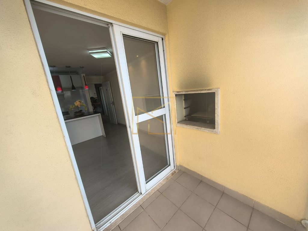 Apartamento com 3 dormitórios e sacada gourmet no residencia