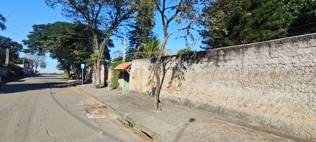 Chácara escriturada à venda com 1.144 m² – no chácaras plana
