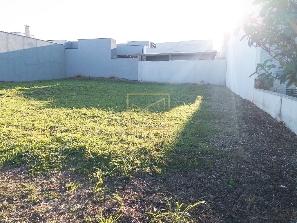 Terrenos à venda com 250 m2 no condomínio jardim do jatobá