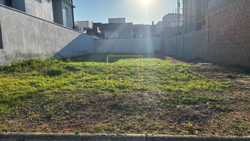 Terrenos à Venda com 250 m2 no Condomínio Jardim do Jatobá
