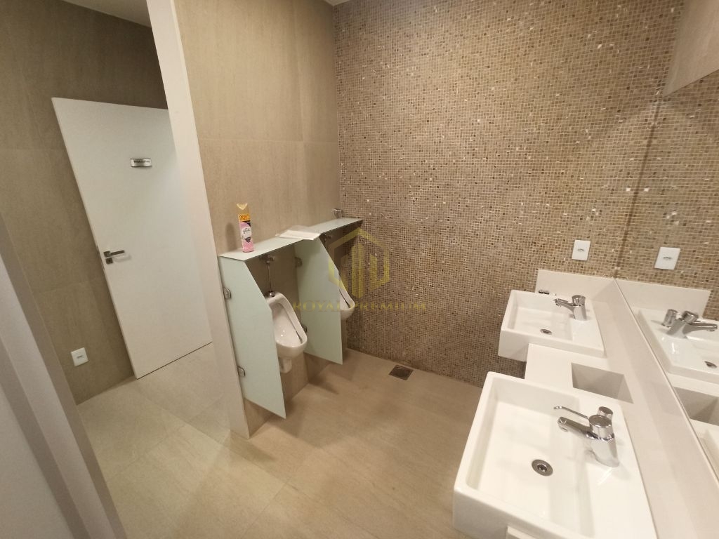 Espaço amplo e moderno: Sala Comercial em dois andares pronta para receber sua empresa em localização estratégica no coração Brasília. - foto 45