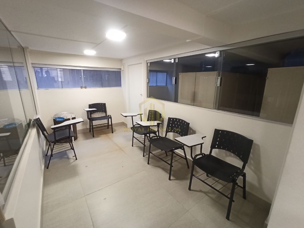 Espaço amplo e moderno: Sala Comercial em dois andares pronta para receber sua empresa em localização estratégica no coração Brasília. - foto 38
