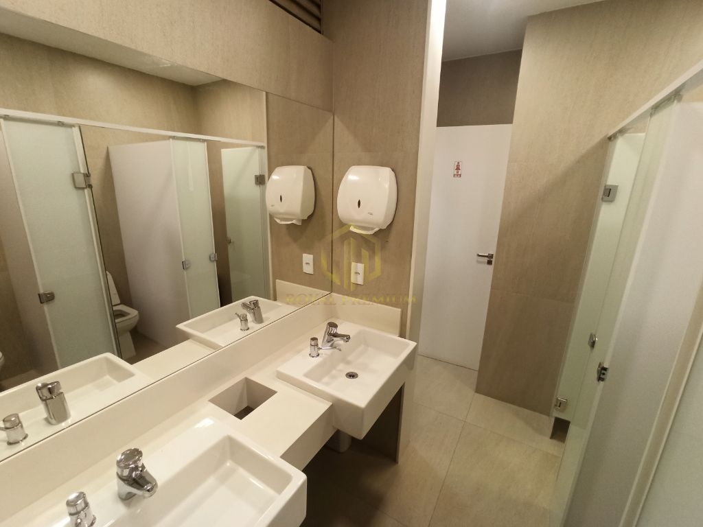 Espaço amplo e moderno: Sala Comercial em dois andares pronta para receber sua empresa em localização estratégica no coração Brasília. - foto 48