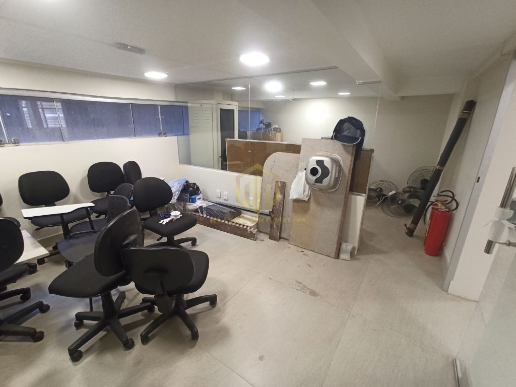 Espaço amplo e moderno: Sala Comercial em dois andares pronta para receber sua empresa em localização estratégica no coração Brasília. - foto 41