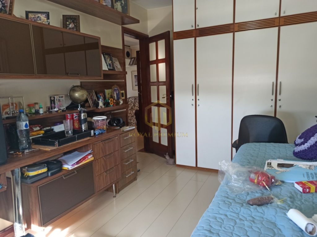 Apartamento de 4 quartos à Venda em Taguatinga Sul