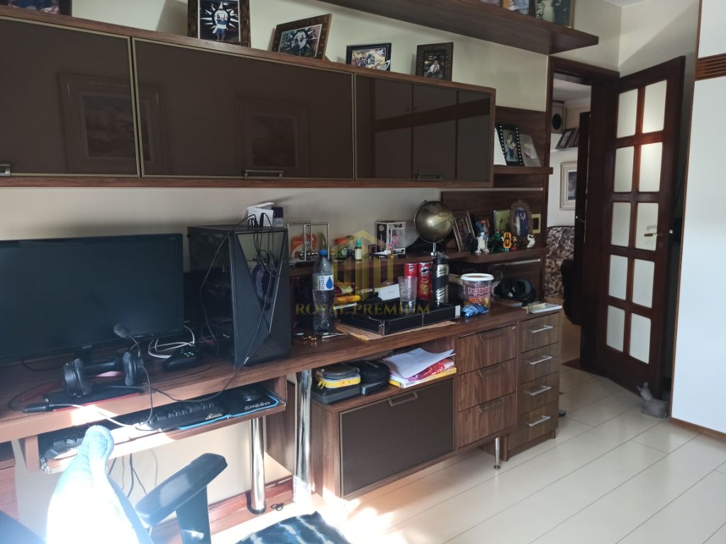 Apartamento de 4 quartos à Venda em Taguatinga Sul