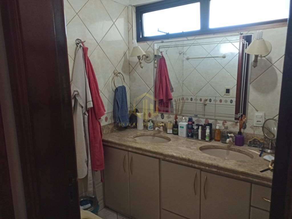 Apartamento de 4 quartos à Venda em Taguatinga Sul