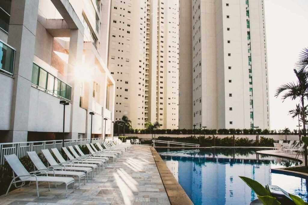 Apartamento para alugar, 245 m² - Jardim das Colinas - São José dos Campos/SP