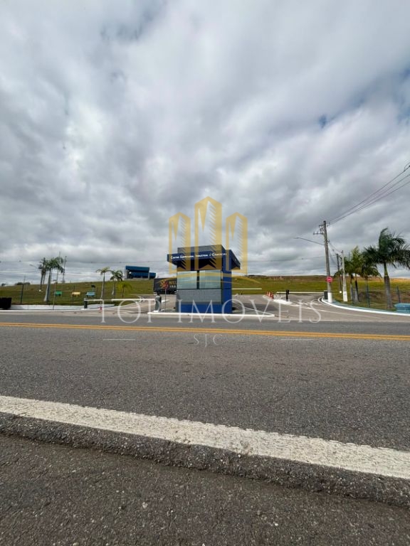 Terreno Comercial/Logístico de 1.000m² na Beira da Dutra 47 Câmeras de Segurança e Vista Panorâmica